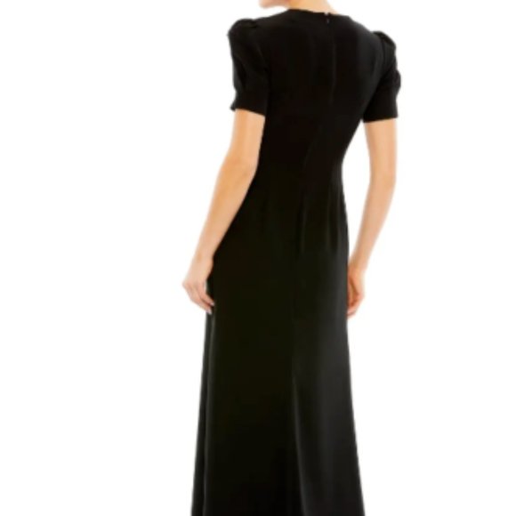 MAC DUGGAL CUTOUT EMBELLISHED SHORT SLEEVE COLUMN BLACK GOWN sz 2 - Picture 2 of 6